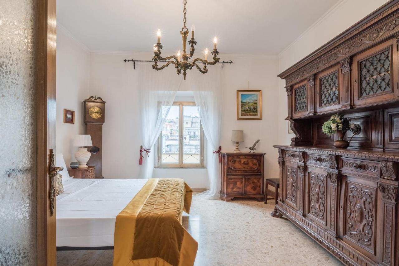 Apartment Warm In Ancient Building In Vatican-p S Pietro