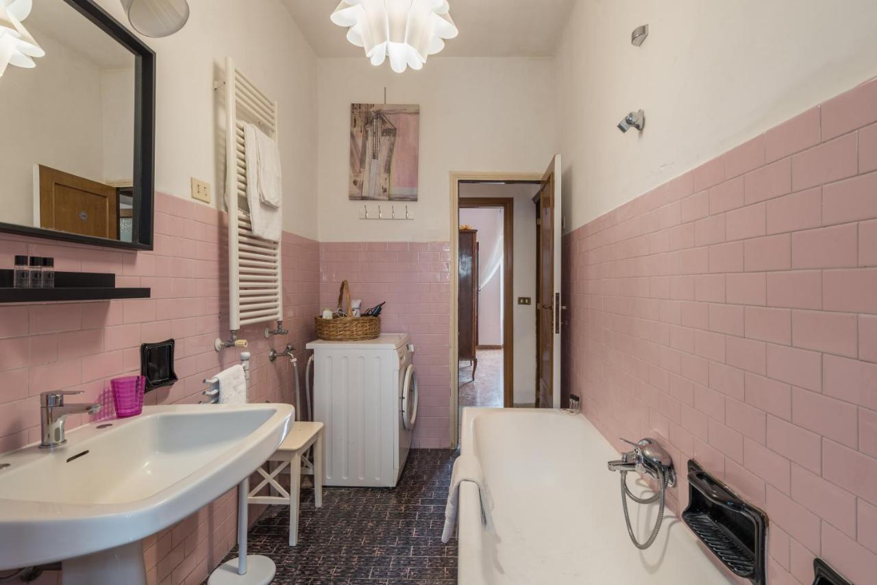Warm In Ancient Building In Vatican-p S Pietro Apartment *